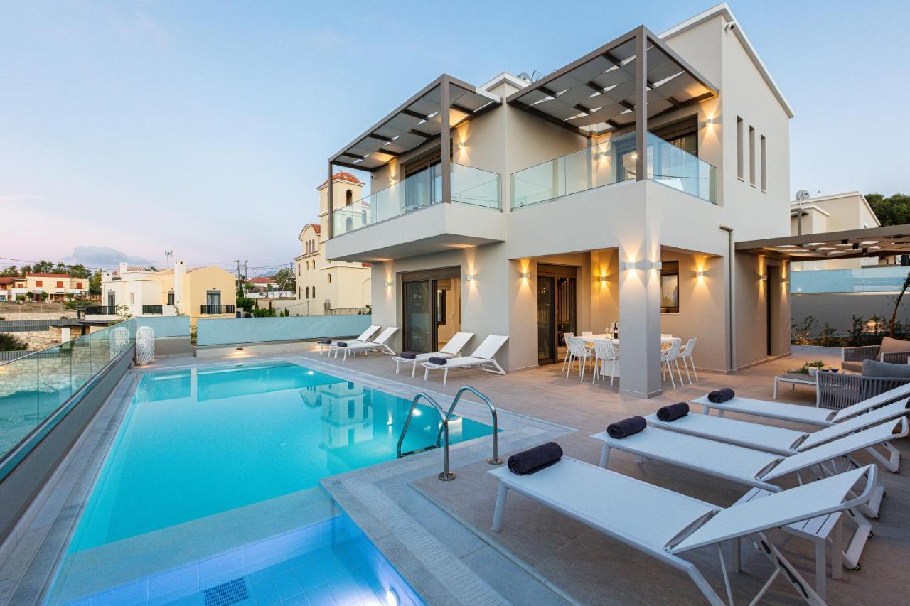 Lagoon Seaside Villa, Sumptuous Retreat,By Thinkvilla Pánormos Exteriér fotografie