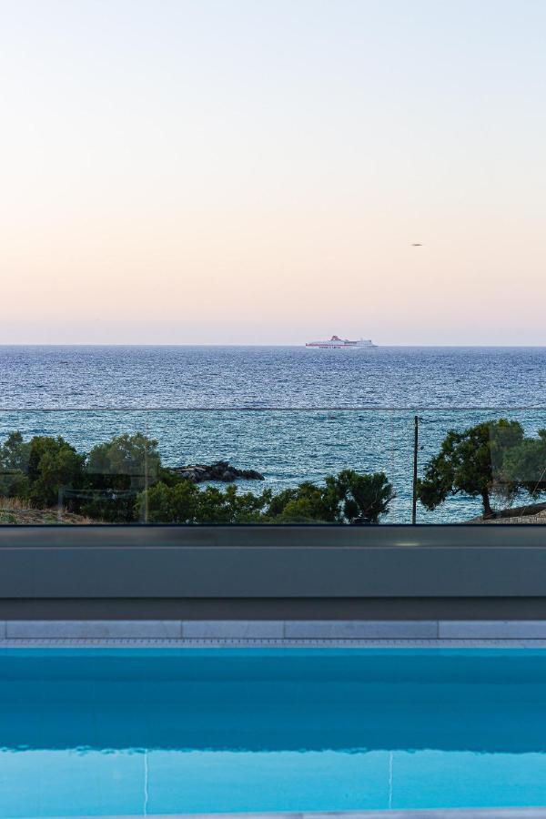 Lagoon Seaside Villa, Sumptuous Retreat,By Thinkvilla Pánormos Exteriér fotografie