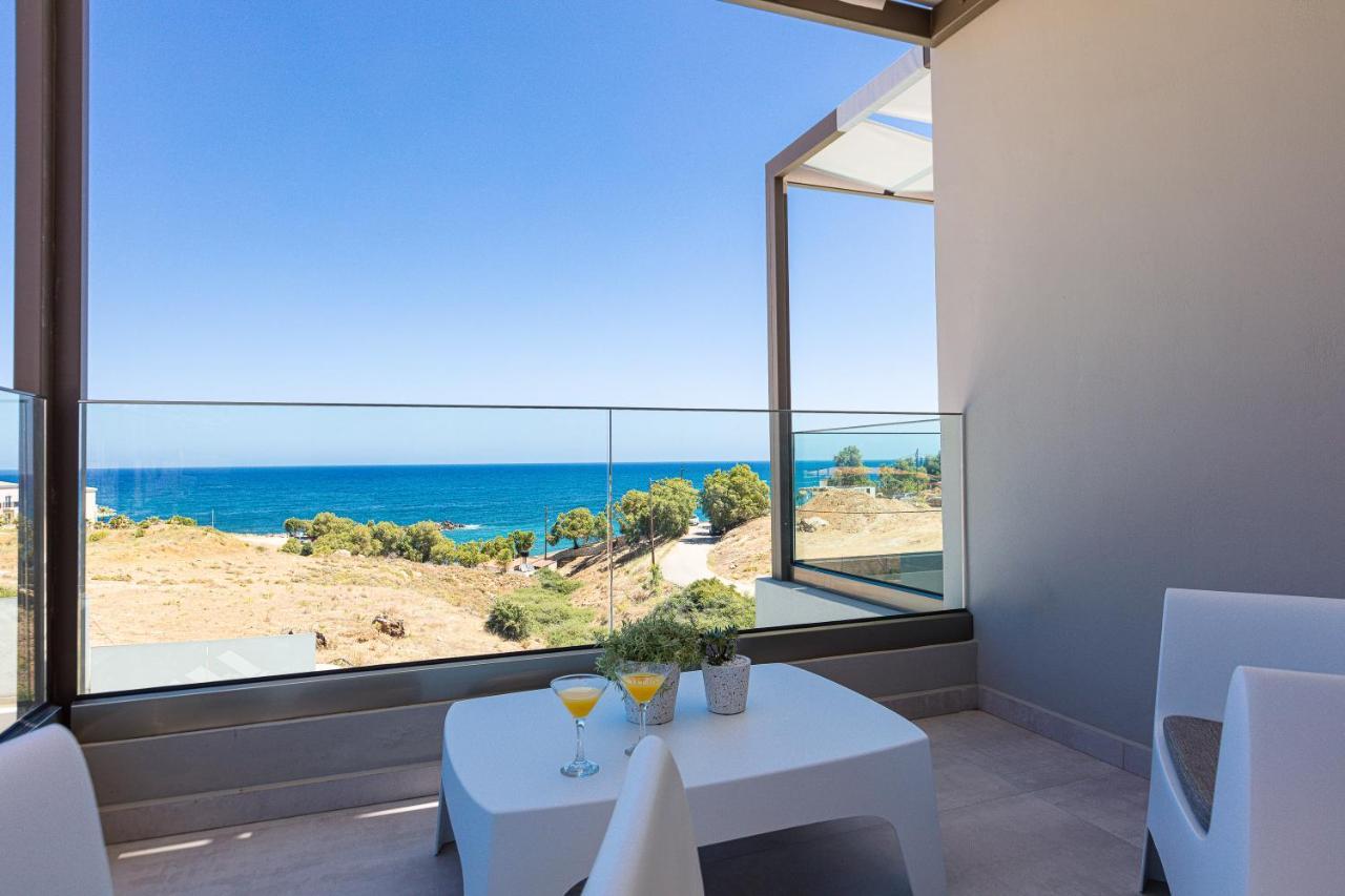Lagoon Seaside Villa, Sumptuous Retreat,By Thinkvilla Pánormos Exteriér fotografie