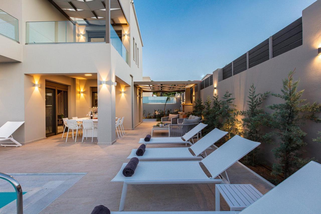 Lagoon Seaside Villa, Sumptuous Retreat,By Thinkvilla Pánormos Exteriér fotografie